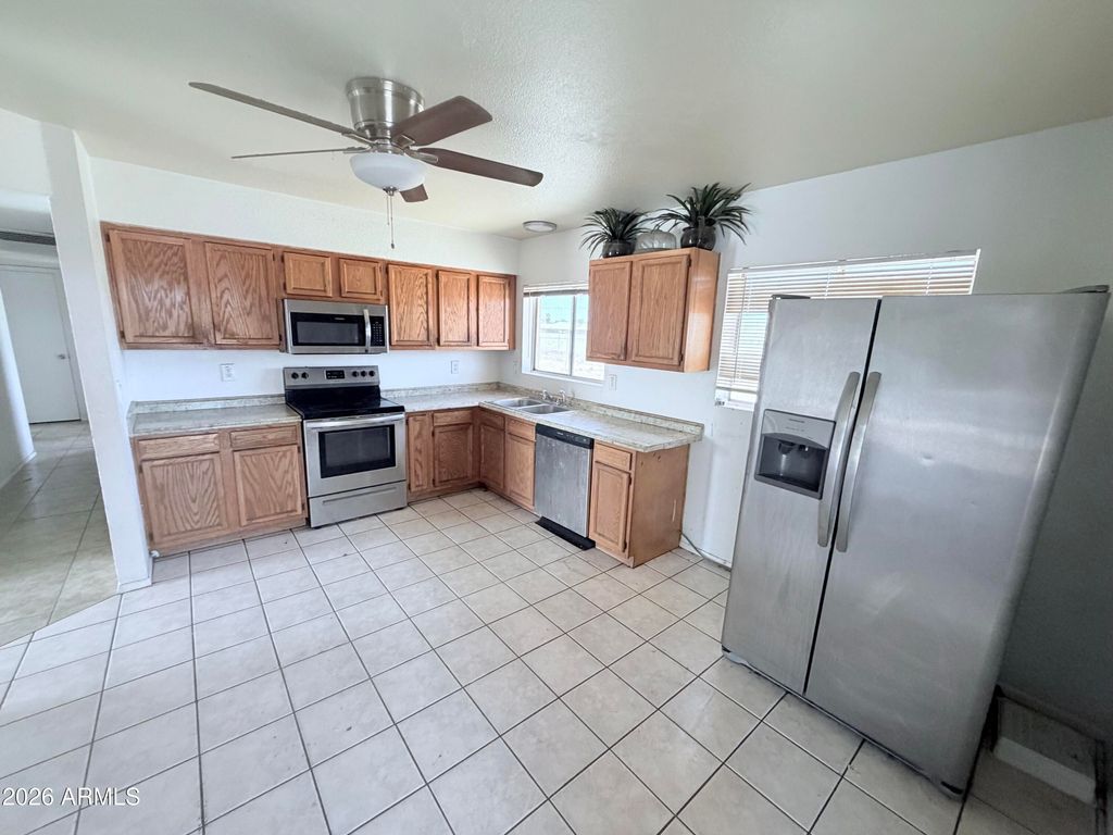 13216 W TUCKEY Lane, Glendale, AZ 85307 — photo 2