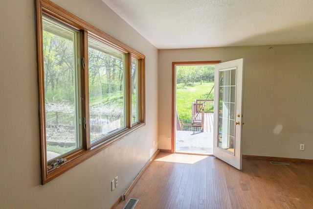 13822 44th Street N, Stillwater, MN 55082