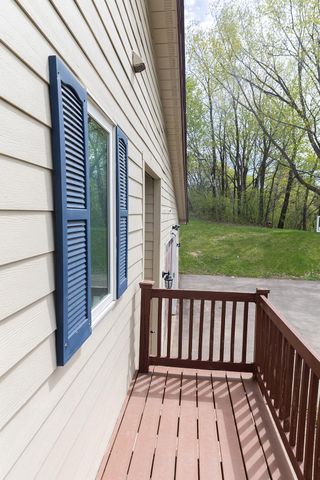 13822 44th Street N, Stillwater, MN 55082