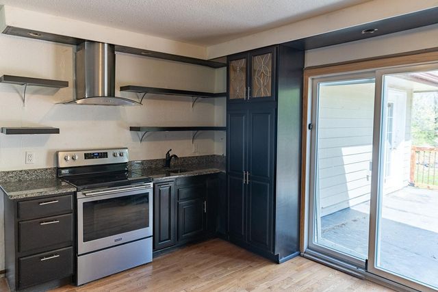 13822 44th Street N, Stillwater, MN 55082