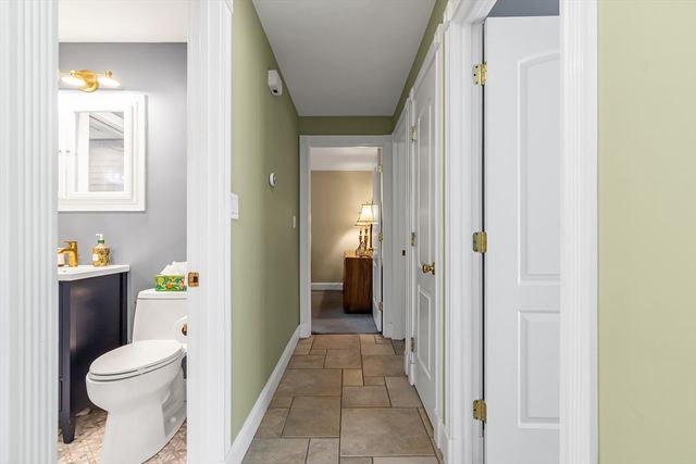 26 Reservoir Dr, Danvers, MA 01923