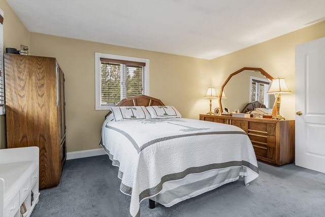 26 Reservoir Dr, Danvers, MA 01923