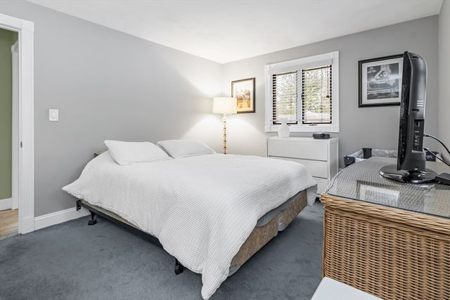 26 Reservoir Dr, Danvers, MA 01923