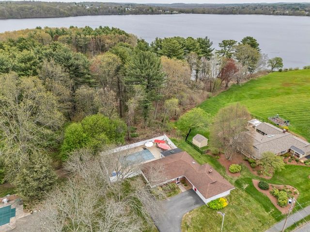26 Reservoir Dr, Danvers, MA 01923