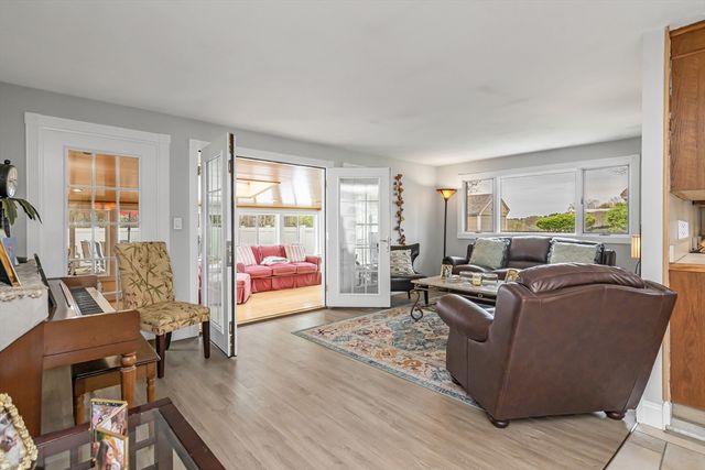 26 Reservoir Dr, Danvers, MA 01923