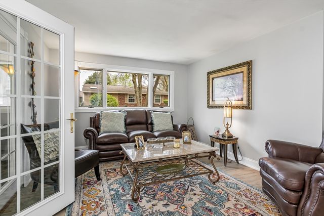 26 Reservoir Dr, Danvers, MA 01923