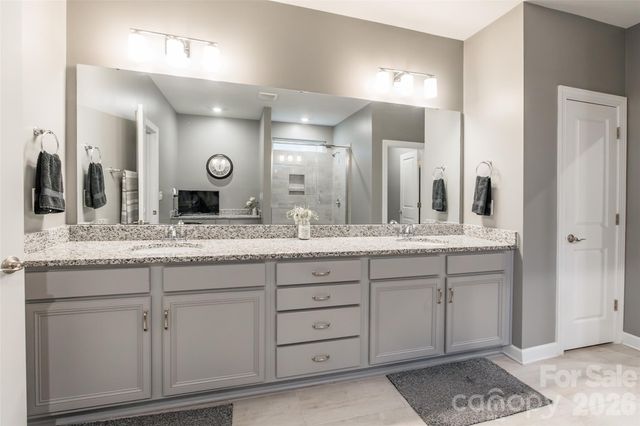 14915 Batteliere Drive, Charlotte, NC 28278