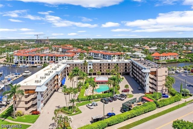 807 River Point DR 102D, Naples, FL 34102