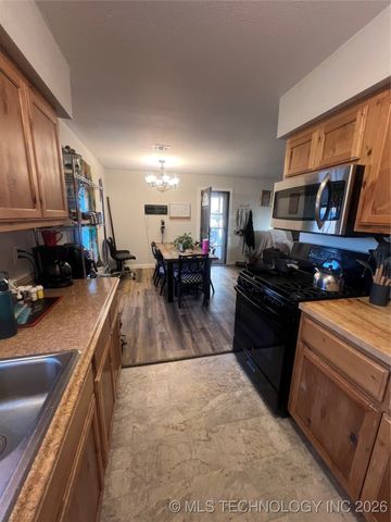 606 Straight Street, Fort Gibson, OK 74434