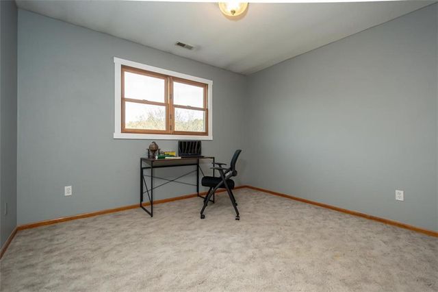 1140 N 100th Road, Baldwin City, KS 66006