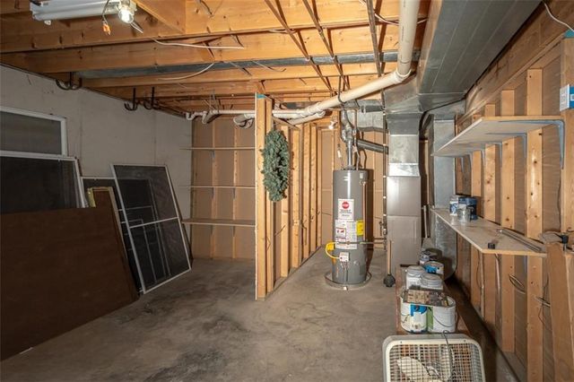 1140 N 100th Road, Baldwin City, KS 66006