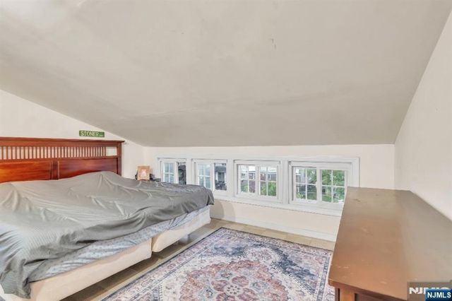 353 Page Avenue, Lyndhurst, NJ 07071