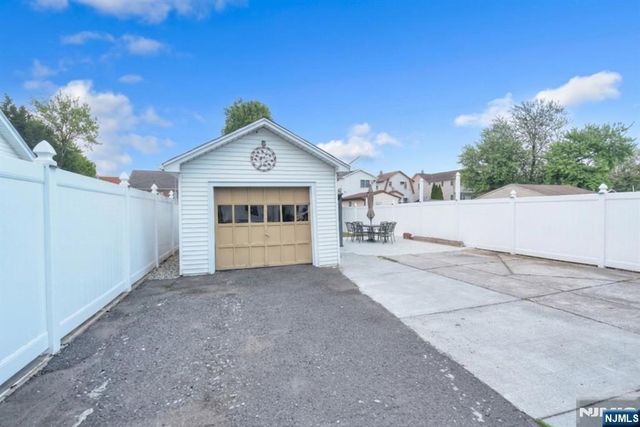 353 Page Avenue, Lyndhurst, NJ 07071