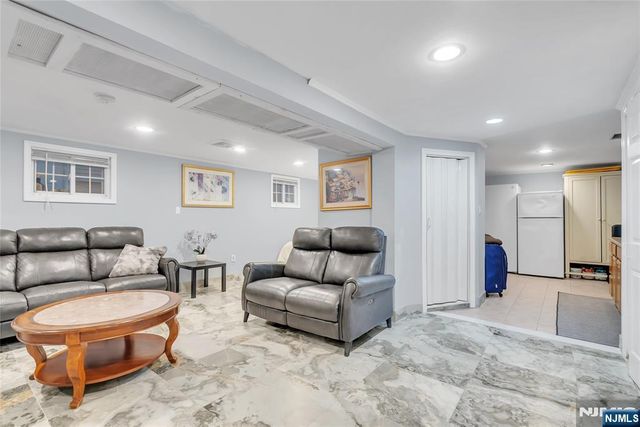 353 Page Avenue, Lyndhurst, NJ 07071