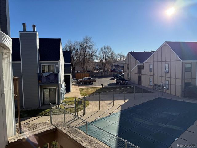 225 E 8th Ave C14, Longmont, CO 80504