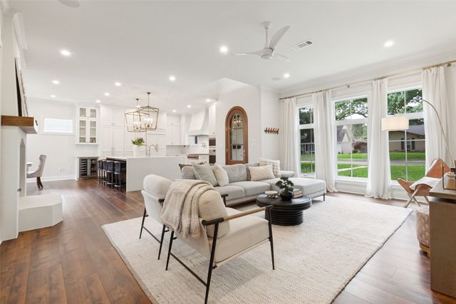 2226 Shady Creek Drive, Richardson, TX 75080