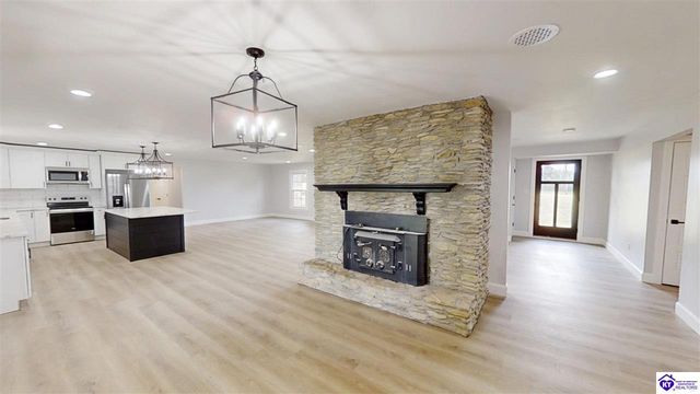 315 Bethlehem Academy Road, Cecilia, KY 42724