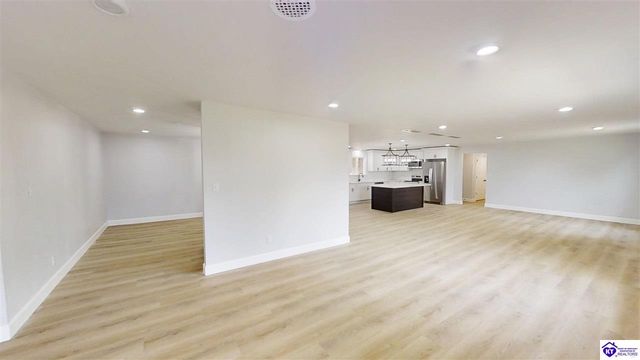 315 Bethlehem Academy Road, Cecilia, KY 42724