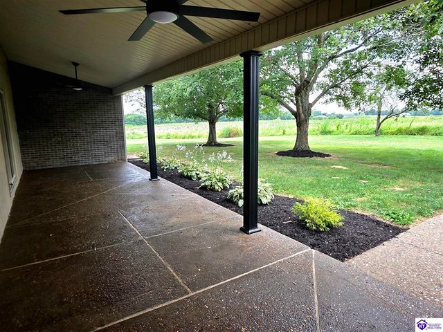 315 Bethlehem Academy Road, Cecilia, KY 42724