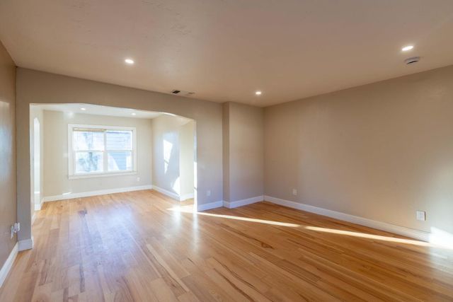 6817 6th St, Rio Linda, CA 95673