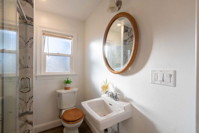 6817 6th St, Rio Linda, CA 95673