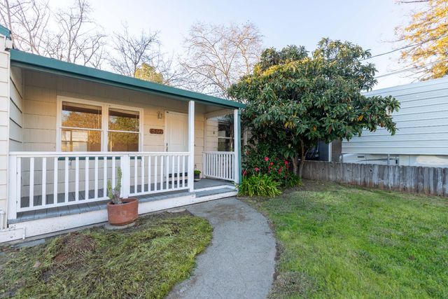 6817 6th St, Rio Linda, CA 95673