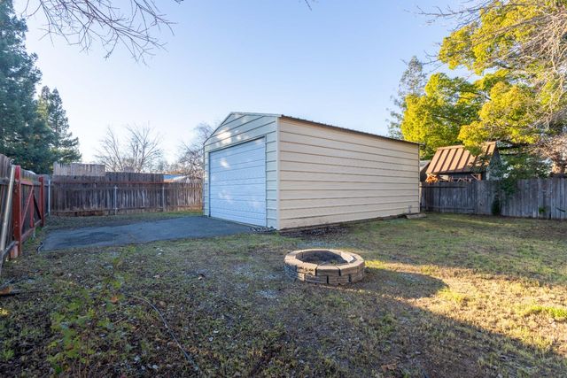 6817 6th St, Rio Linda, CA 95673