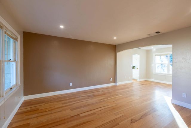 6817 6th St, Rio Linda, CA 95673