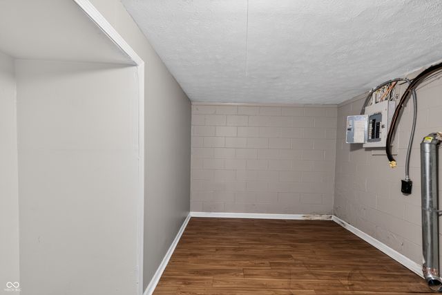 3651 Decamp Drive, Indianapolis, IN 46226