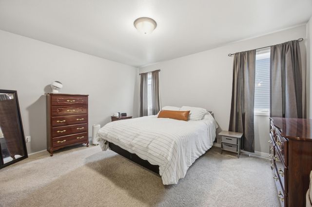 2581 66th Avenue S, Fargo, ND 58104