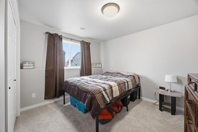 2581 66th Avenue S, Fargo, ND 58104