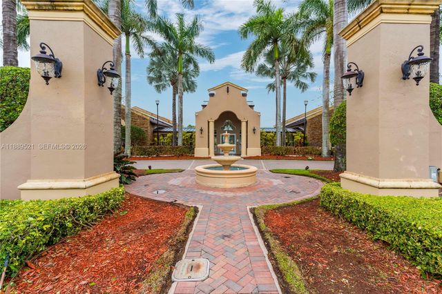 3591 NE 10th Dr, Homestead, FL 33033