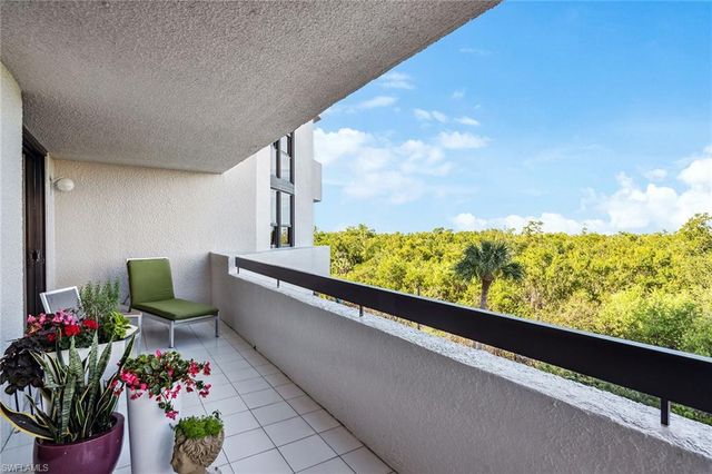 6001 Pelican Bay BLVD # 204, Naples, FL 34108