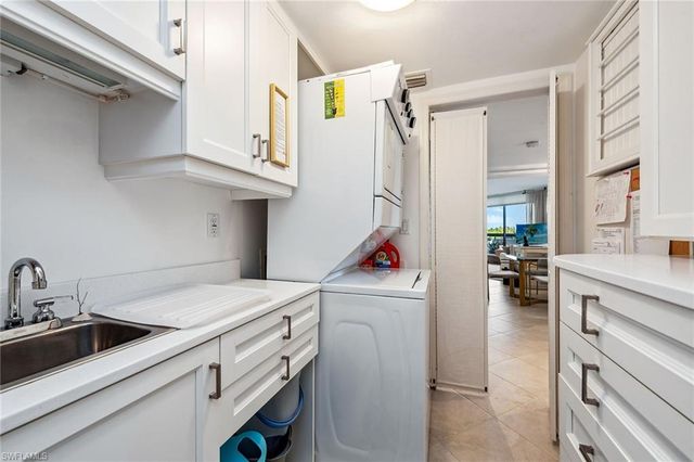 6001 Pelican Bay BLVD # 204, Naples, FL 34108