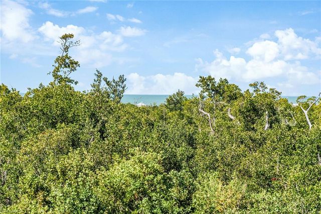 6001 Pelican Bay BLVD # 204, Naples, FL 34108