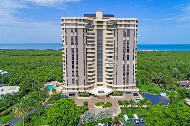 6001 Pelican Bay BLVD # 204, Naples, FL 34108