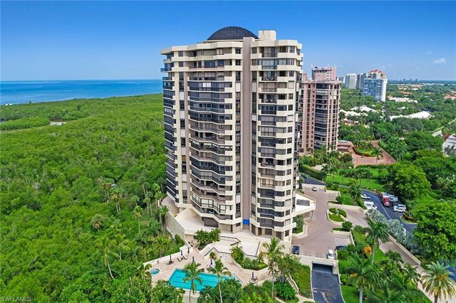 6001 Pelican Bay BLVD # 204, Naples, FL 34108
