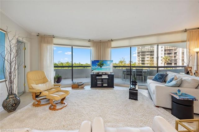 6001 Pelican Bay BLVD # 204, Naples, FL 34108