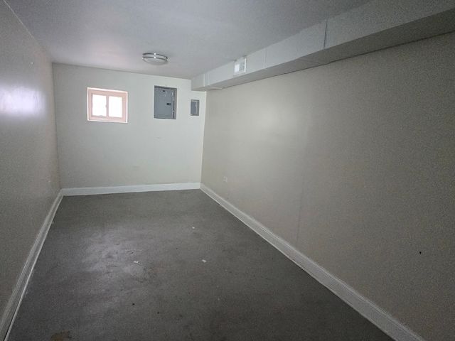 5750 W 65th Street, Chicago, IL 60638