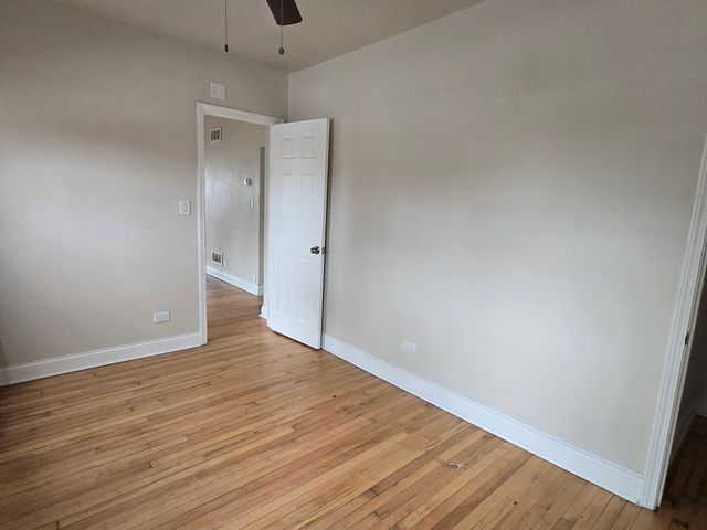 5750 W 65th Street, Chicago, IL 60638