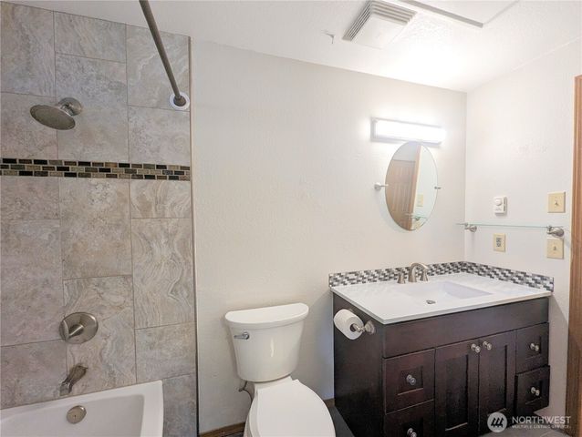 11710 25th Avenue SE, Everett, WA 98208