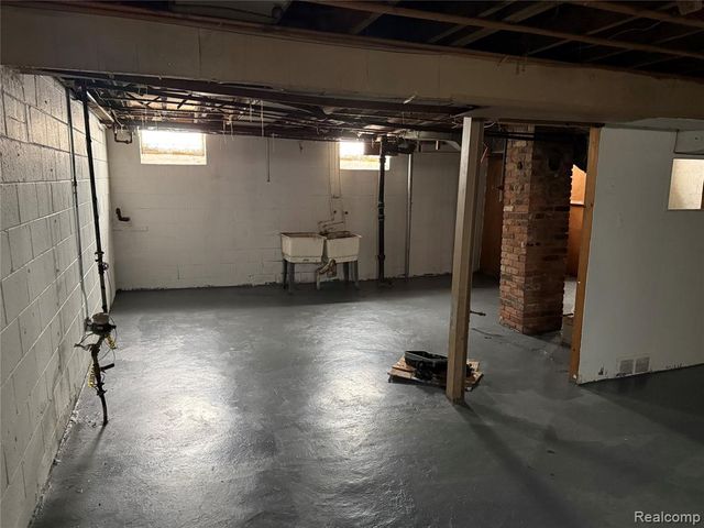 20253 Veach Street, Detroit, MI 48234