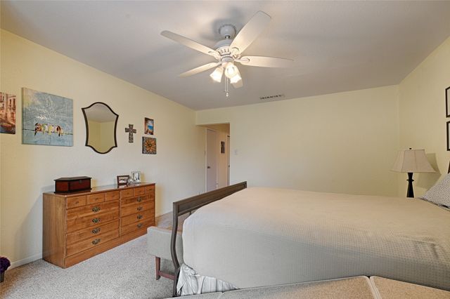 2954 Woodcroft Circle, Carrollton, TX 75006