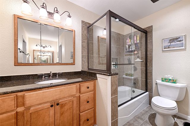 2954 Woodcroft Circle, Carrollton, TX 75006