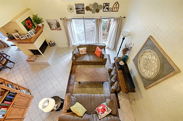 2954 Woodcroft Circle, Carrollton, TX 75006