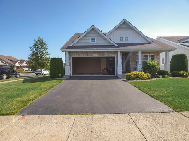 10123 Azalea Drive, Crown Point, IN 46307