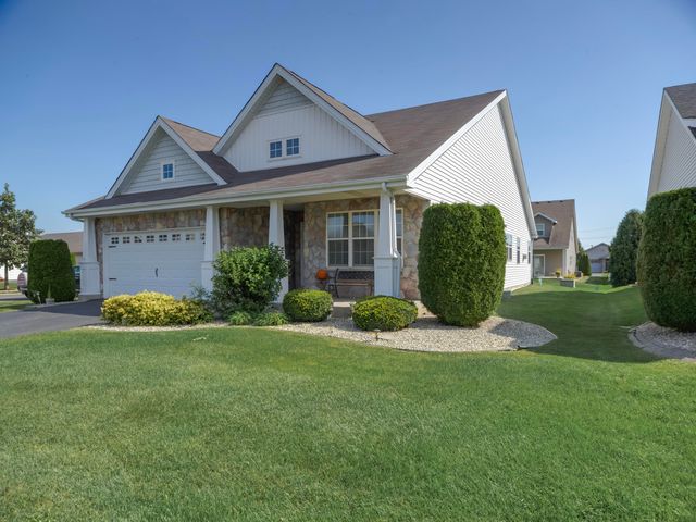 10123 Azalea Drive, Crown Point, IN 46307