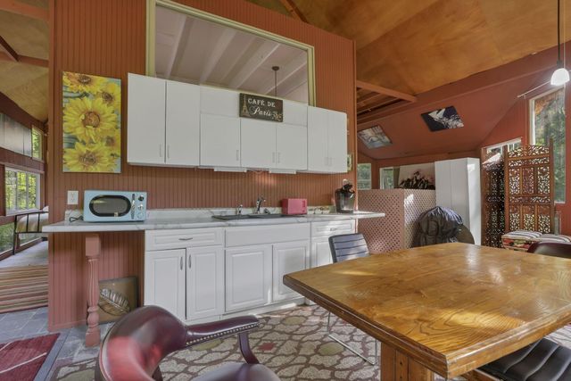 11097 Frasure Helber Road, Logan, OH 43138