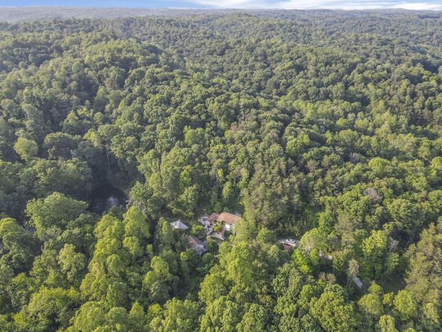 11097 Frasure Helber Road, Logan, OH 43138