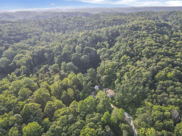 11097 Frasure Helber Road, Logan, OH 43138